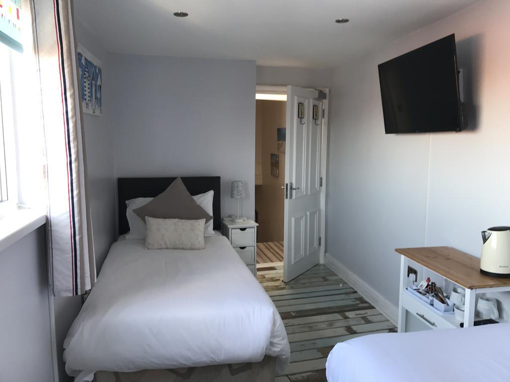 Lighthouse Guest House Whitley Bay Ngoại thất bức ảnh