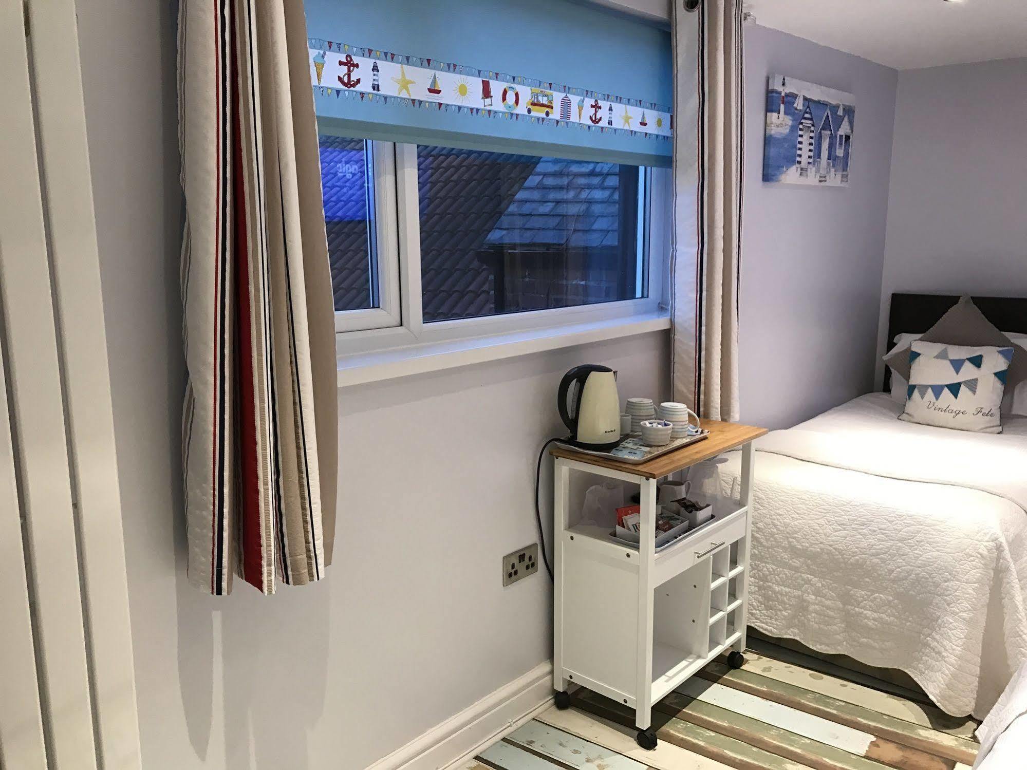 Lighthouse Guest House Whitley Bay Ngoại thất bức ảnh