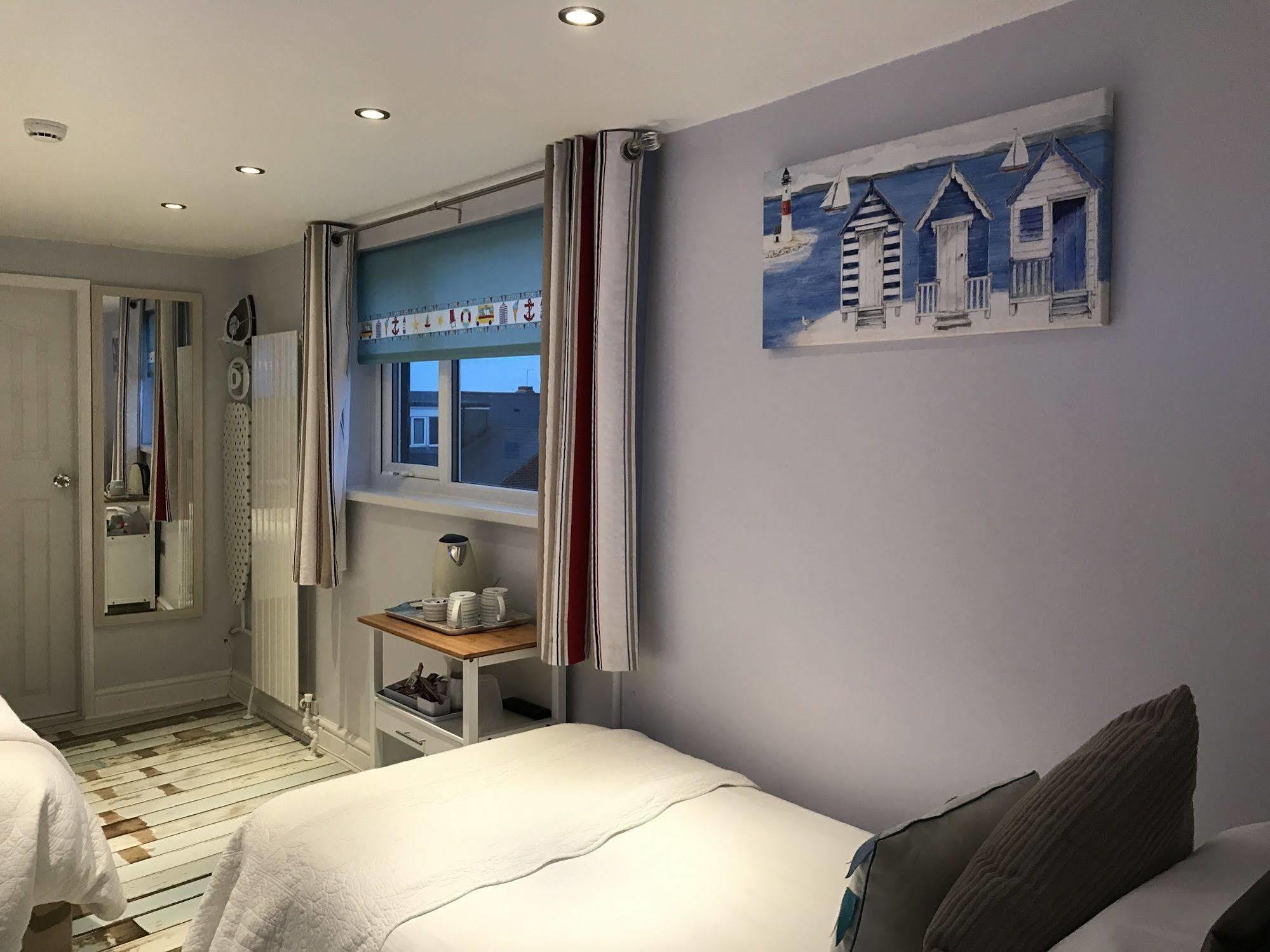 Lighthouse Guest House Whitley Bay Ngoại thất bức ảnh